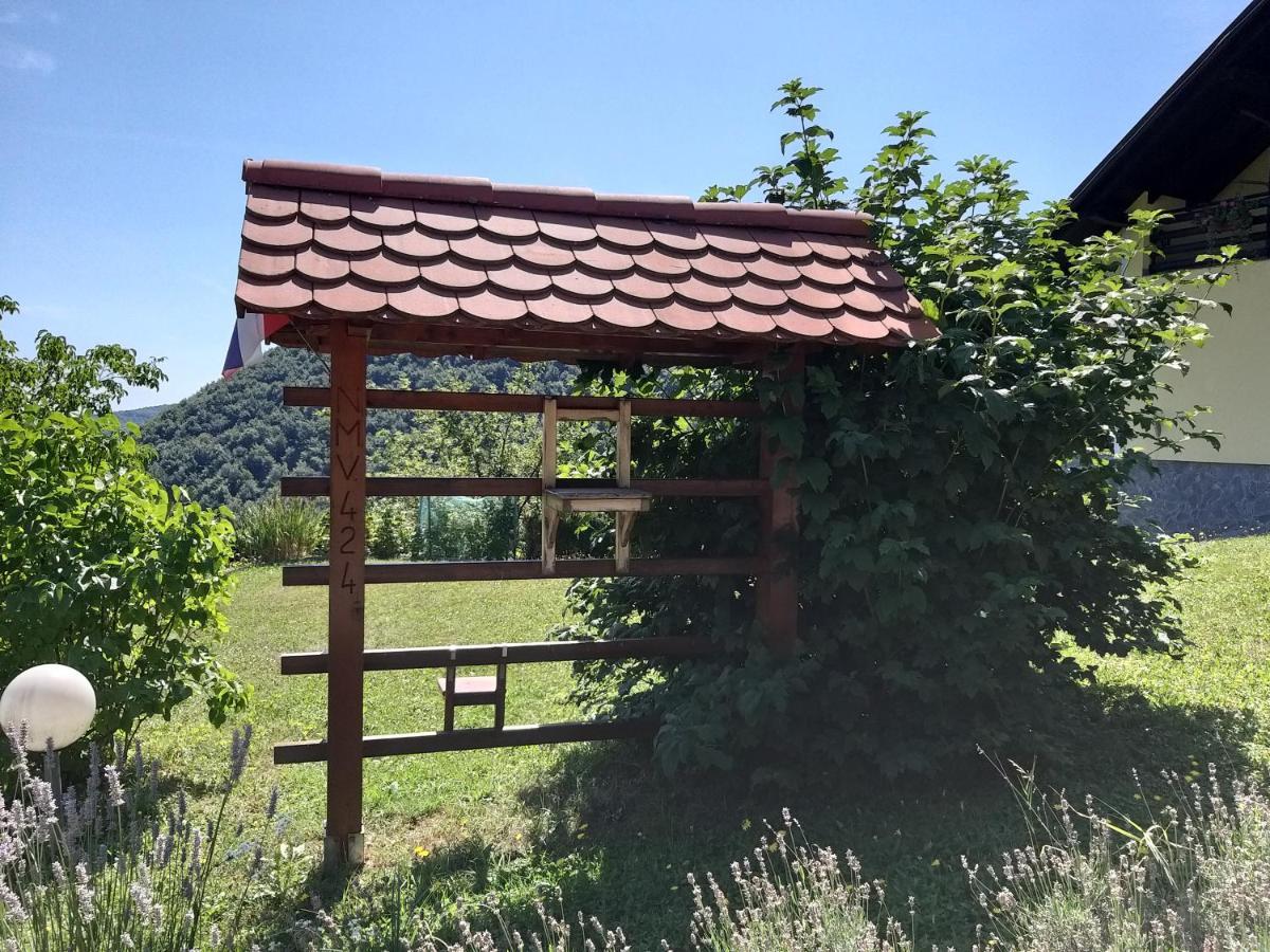 Getaway "At The Three Lights" Villa Sevnica Luaran gambar